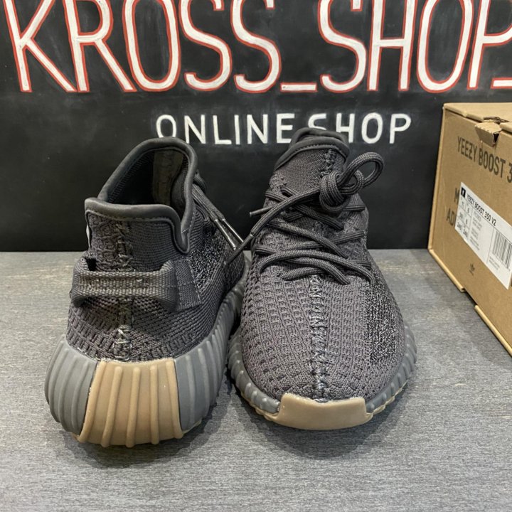 Кроссовки Adidas Yeezy Boost 350