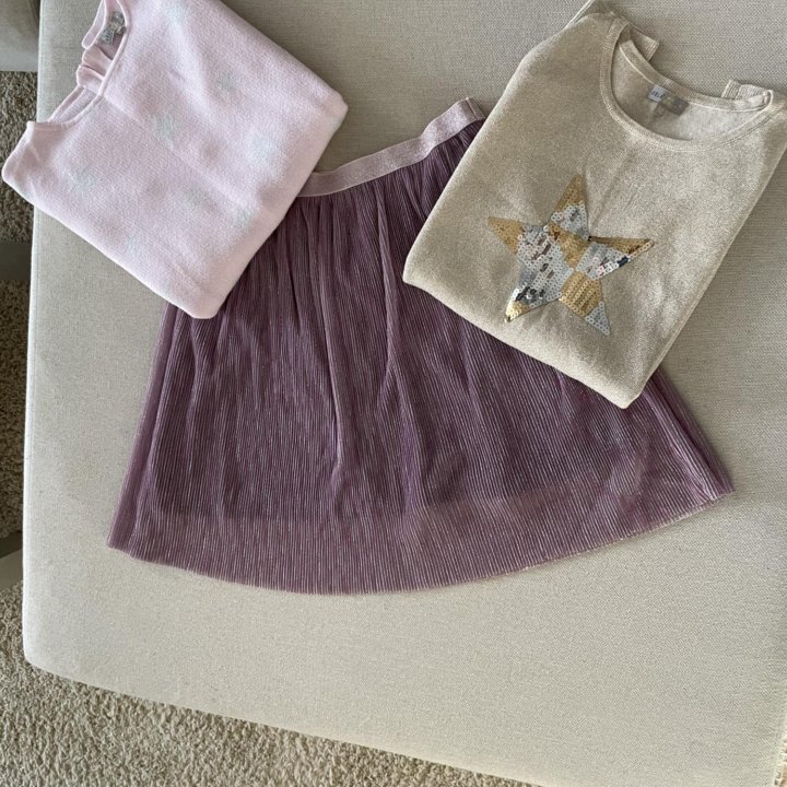 Комплект для девочки 9-12 лет, юбка , 2 свитера