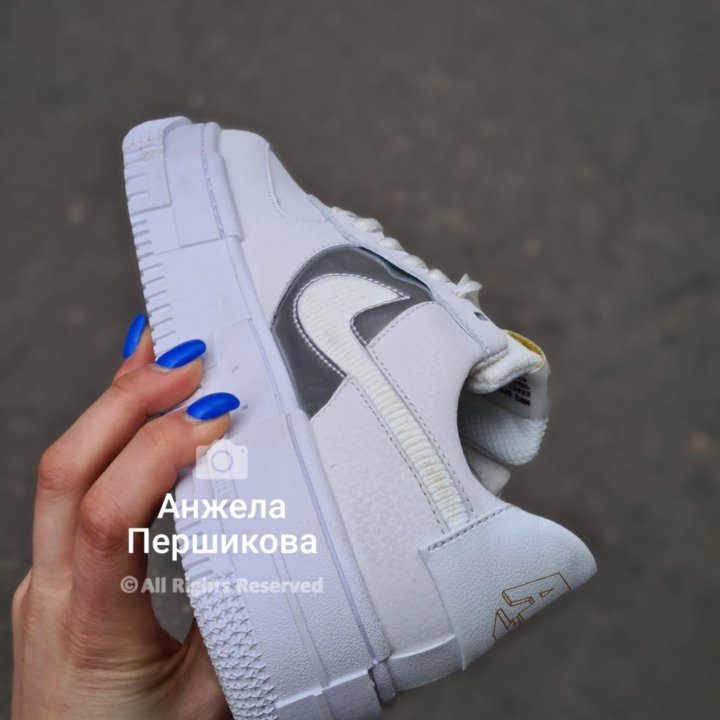 Nike Air Force Pixel