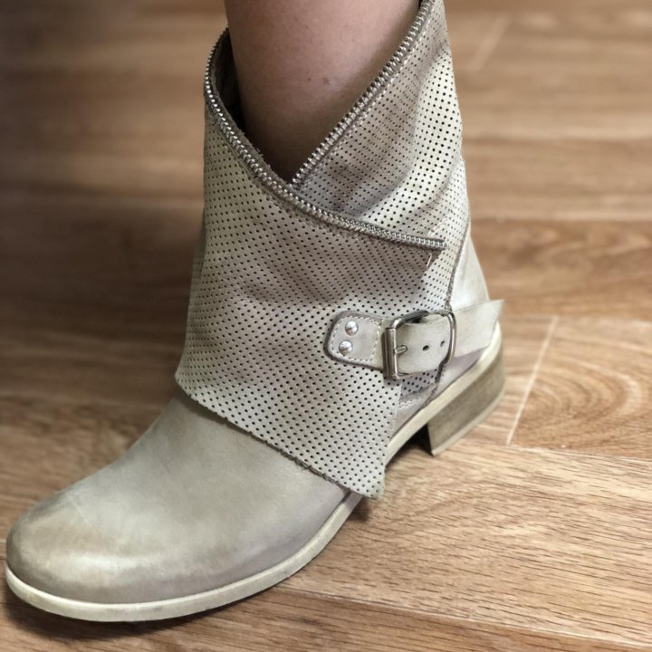 Сапоги кожаные