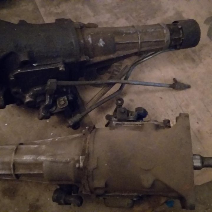 Запчасти уаз москвич.