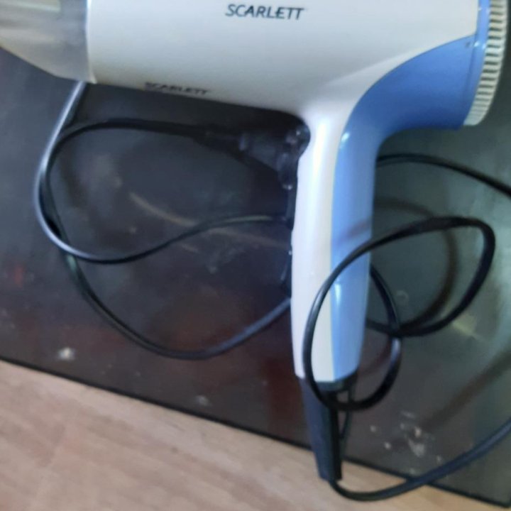 Продам фен скарлет