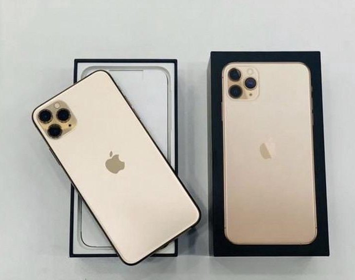 iPhone 11 pro max Gold 64gb Витринный,Магазин