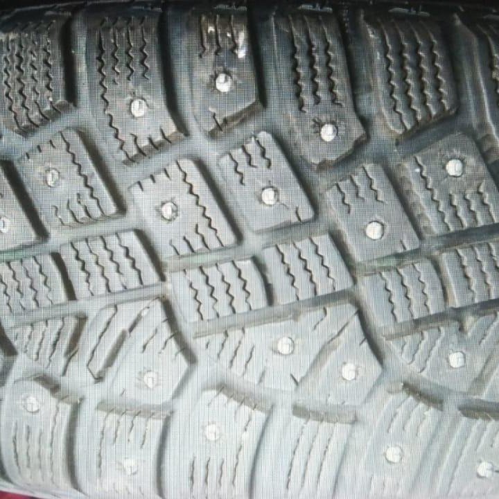 Колеса R14-185-70 Toyota Ipsum ,шипы,4шт,износ 5%