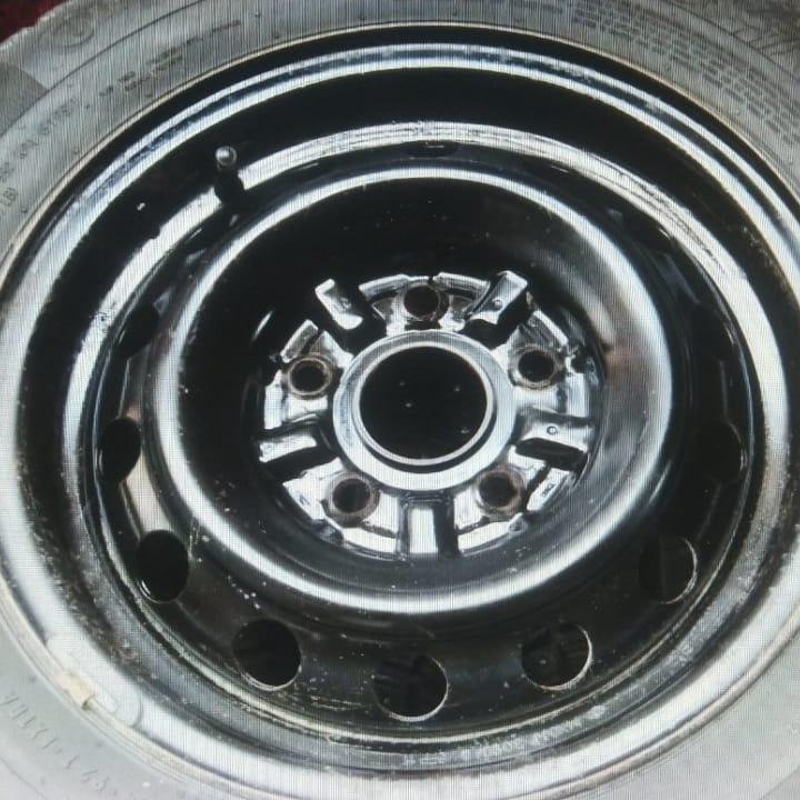 Колеса R14-185-70 Toyota Ipsum ,шипы,4шт,износ 5%