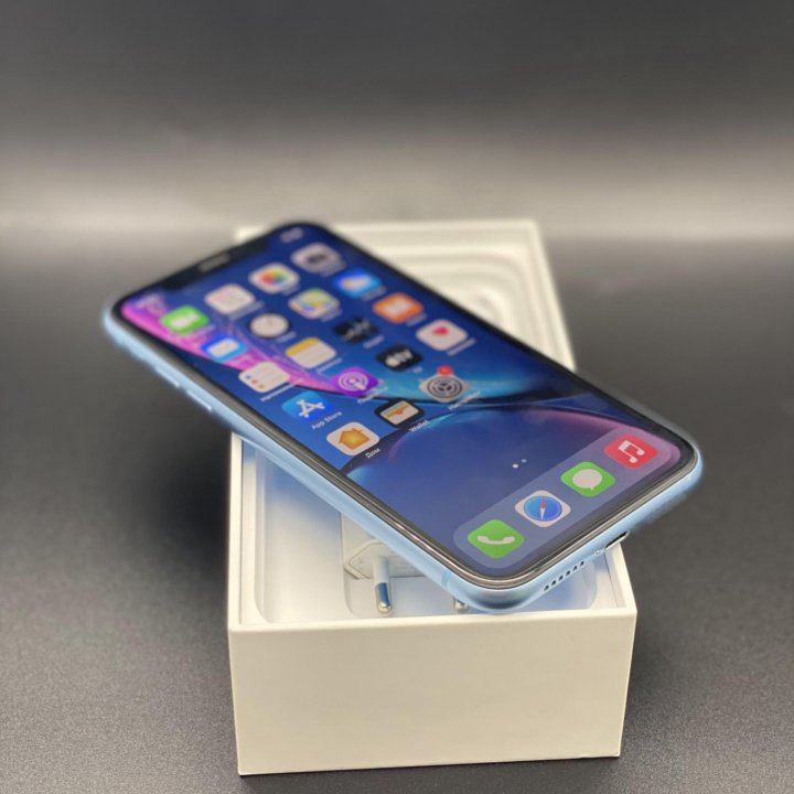 iPhone Xr blue 64 gb б/у