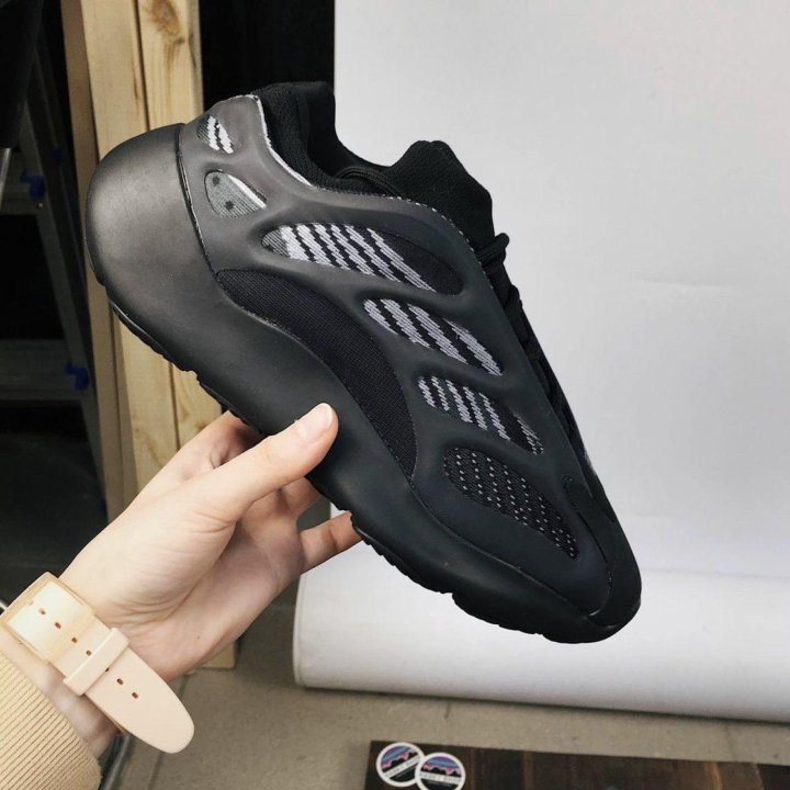 ⚫️Кроссовки Adidas Zx 700