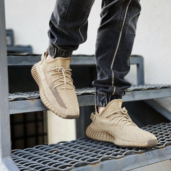  Кроссовки Adidas Yeezy 350