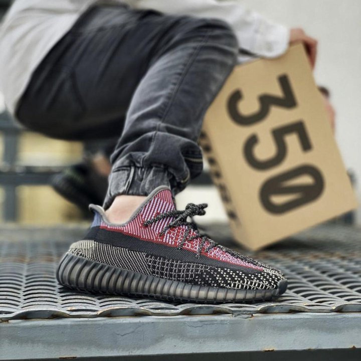  Кроссовки Adidas Yeezy 350