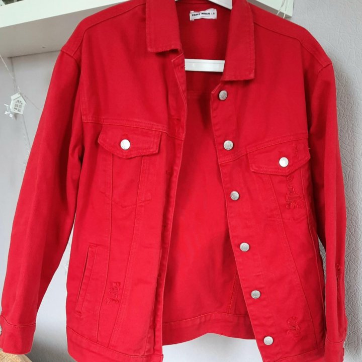 Джинсовая куртка