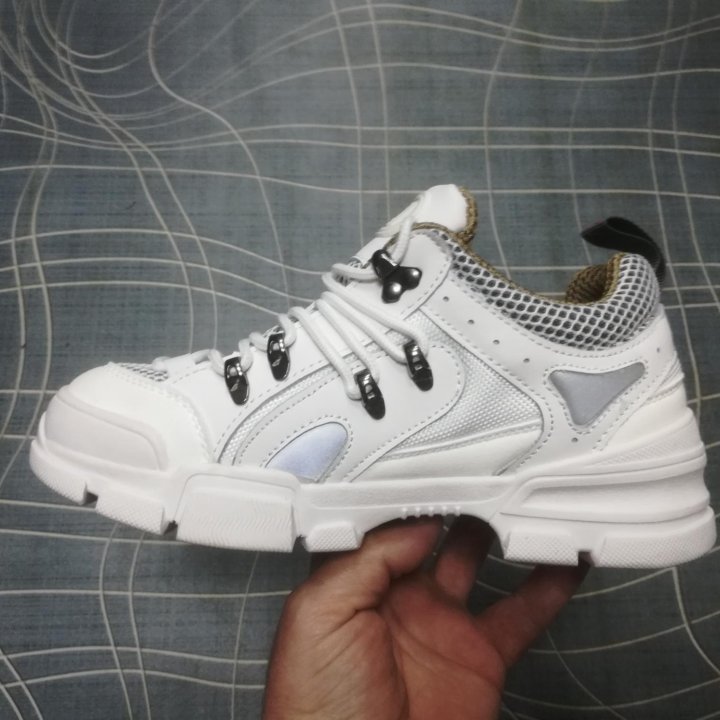 Кроссовки GUCCI