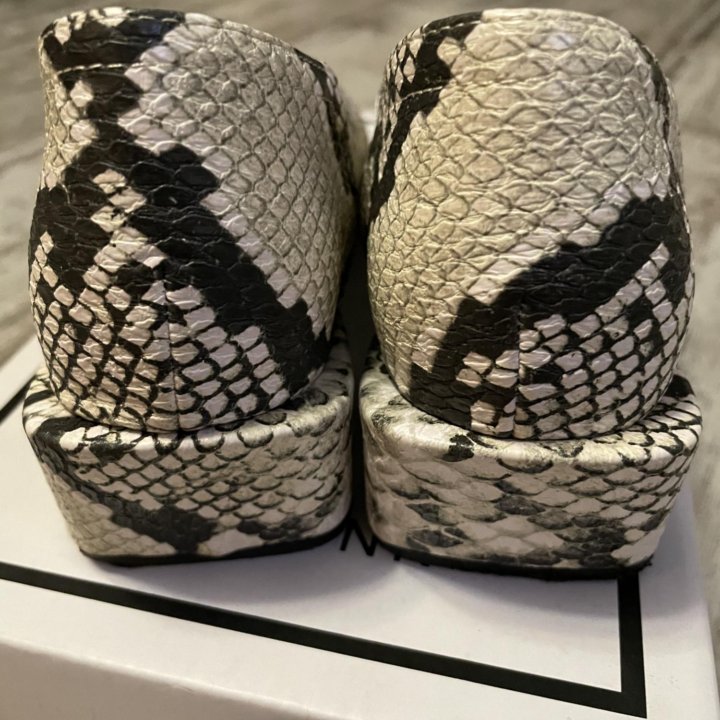 Балетки новые