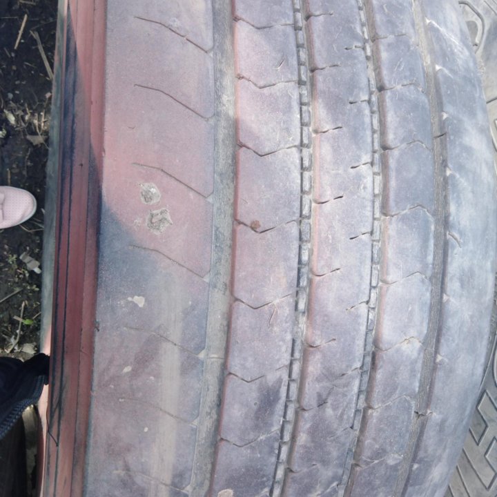 Продам шины б\у BRIDGESTONE 315-70 22,5