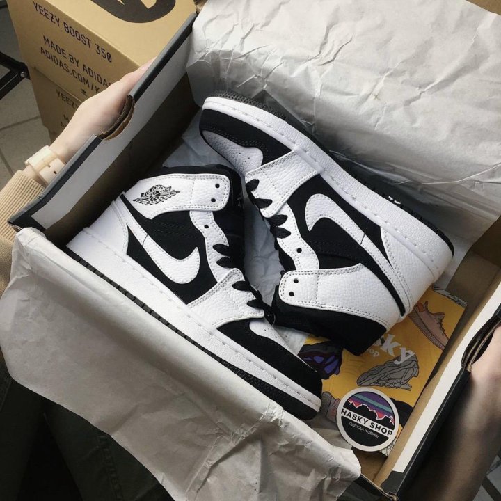 ⚫️ Кроссовки Nike Air Jordan 1