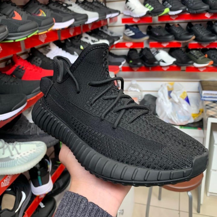 Кроссовки Adidas Yeezy Boost 350 V2