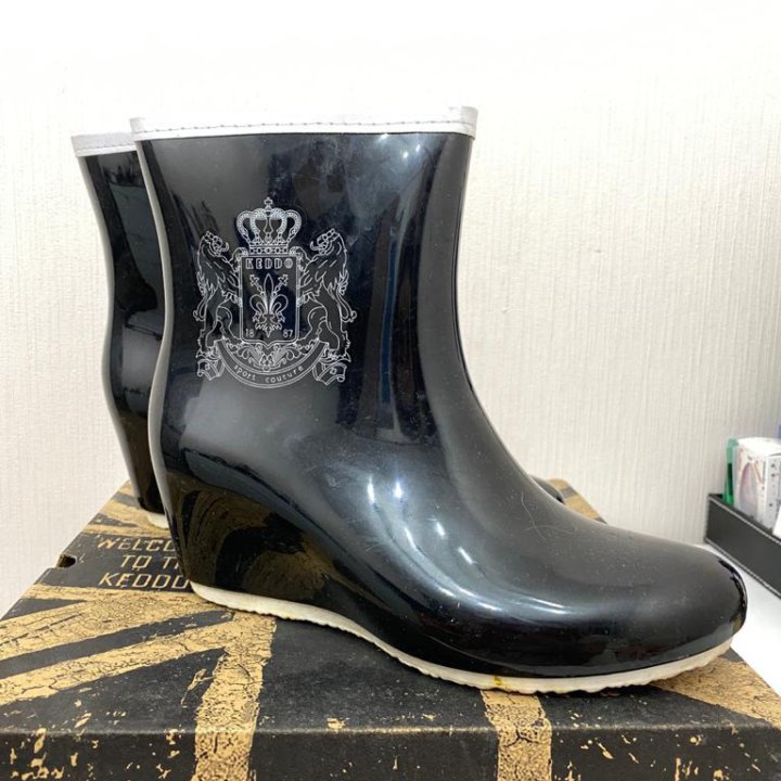 Сапоги непромокаемые