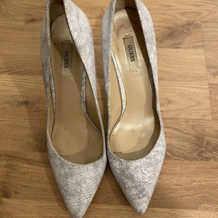 Туфли Guess