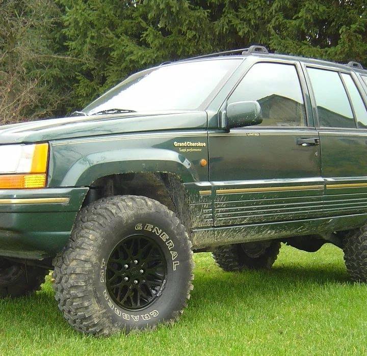 Двери Grand Cherokee