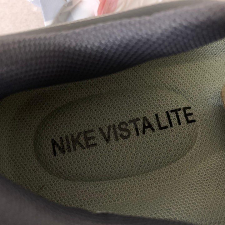 Кроссовки Nike vista lite