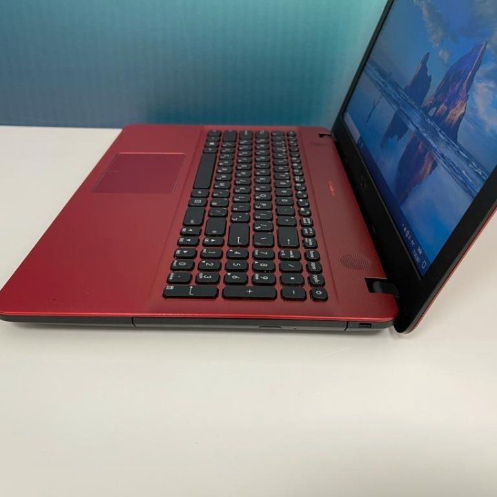 Отличный и Красивый Ноутбук Asus купить в Москве, цена 16 990 руб ...