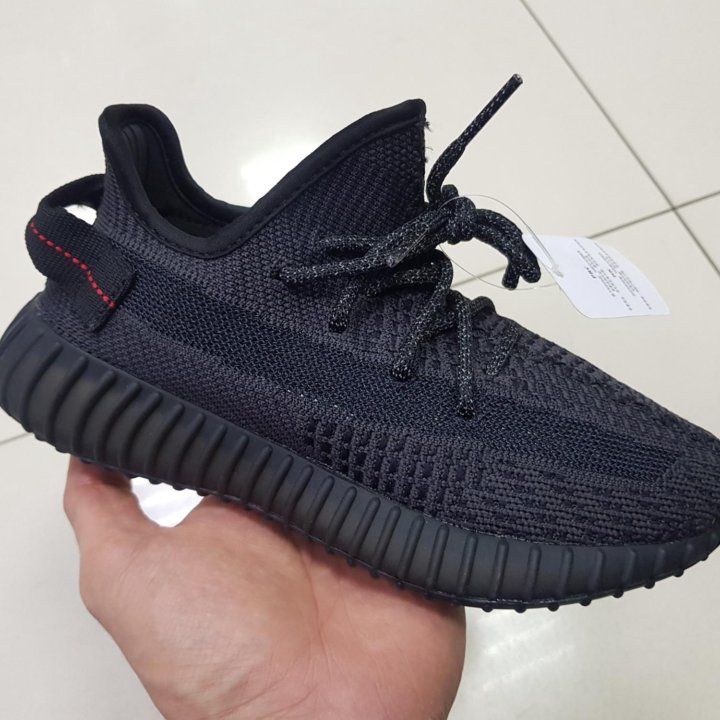 Кроссовки Adidas YEEZY boost 350