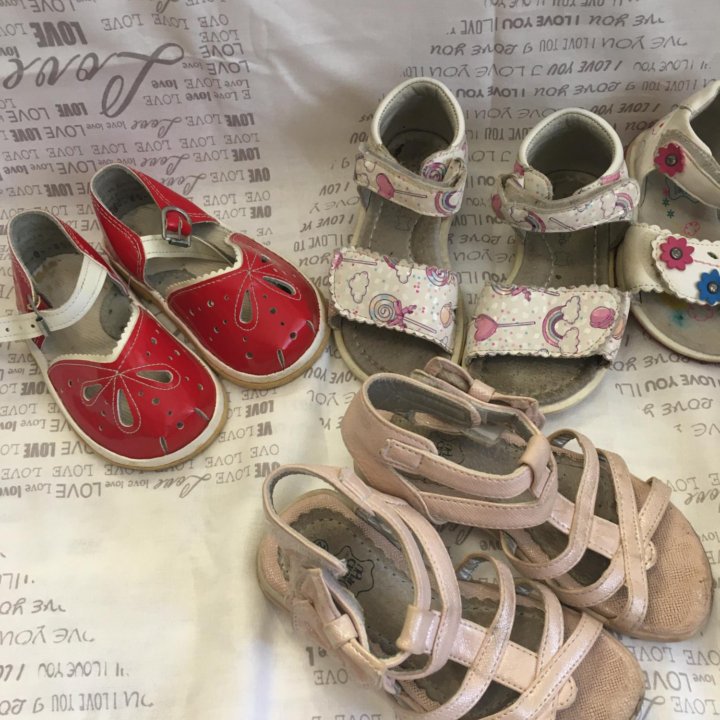 Босоножки на девочку