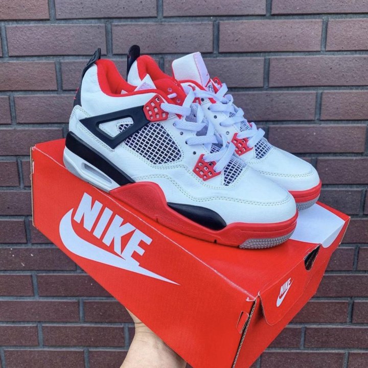  Кроссовки Jordan Retro 4