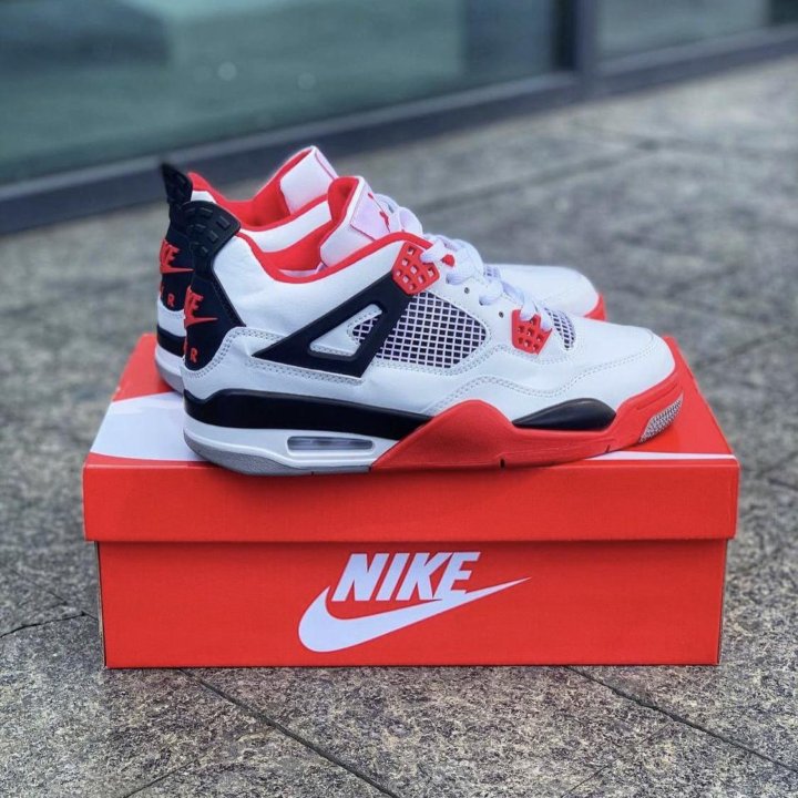  Кроссовки Jordan Retro 4