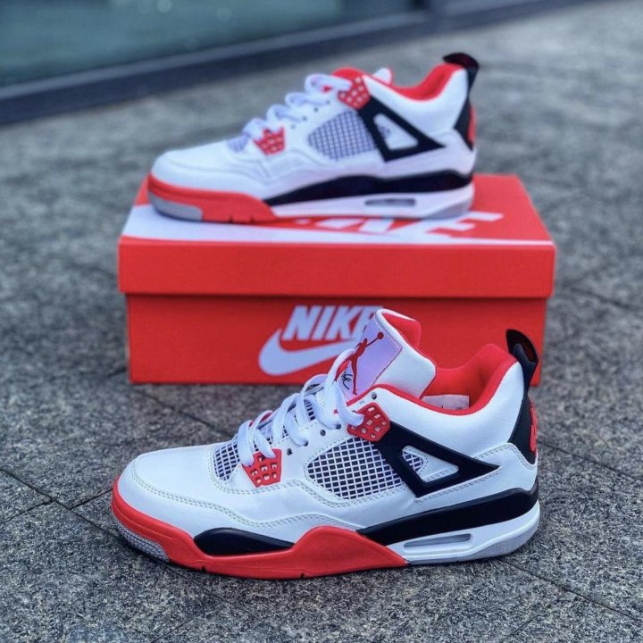  Кроссовки Jordan Retro 4