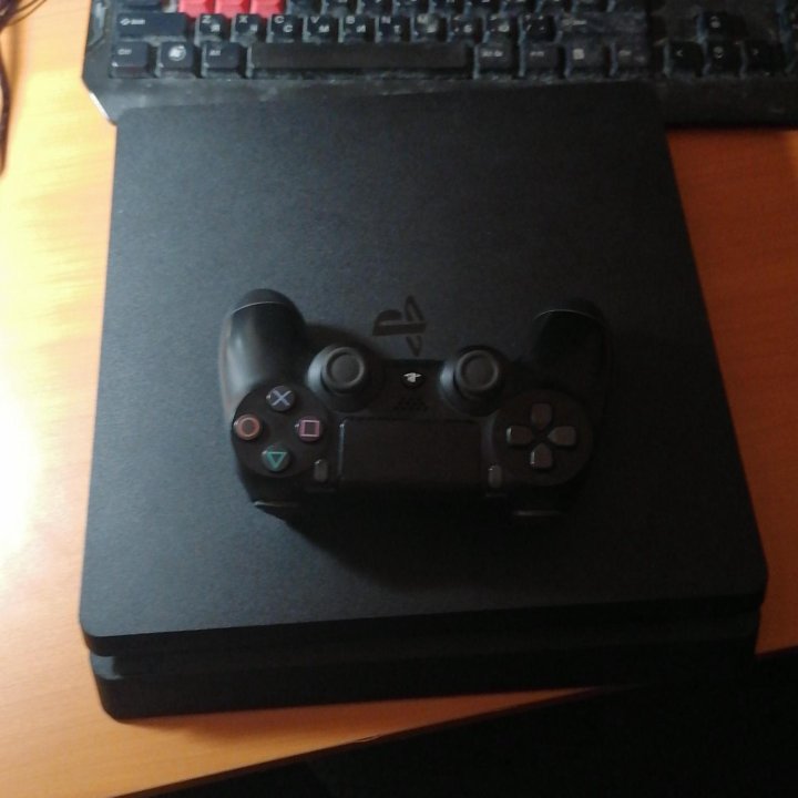 Ps 4 slim 1 tb