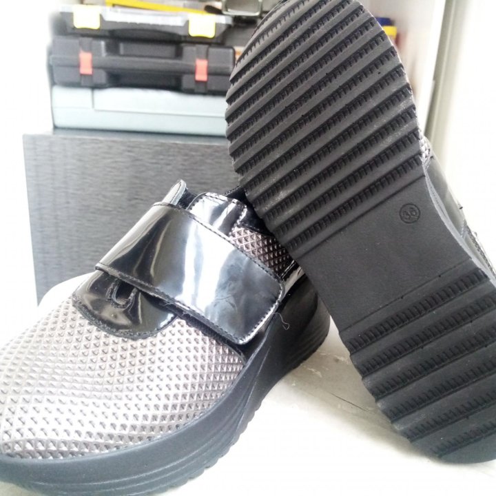 Обувь женская