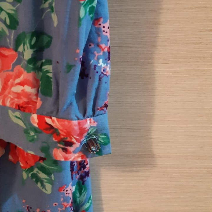 Женское платье