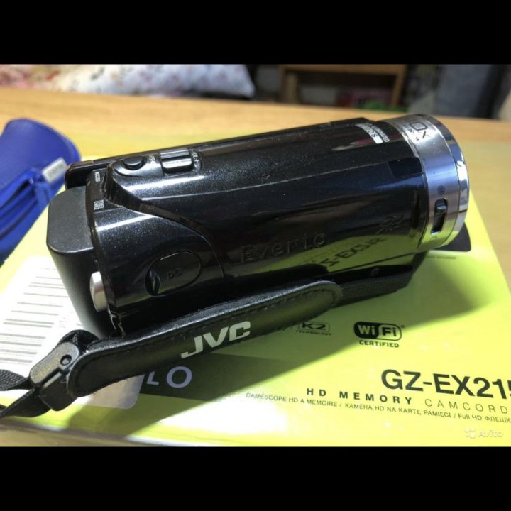 Видеокамера JVC GZ-EX215BE