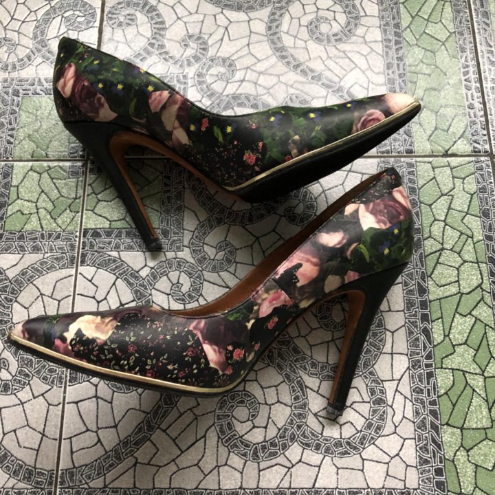 Туфли Givenchy 37