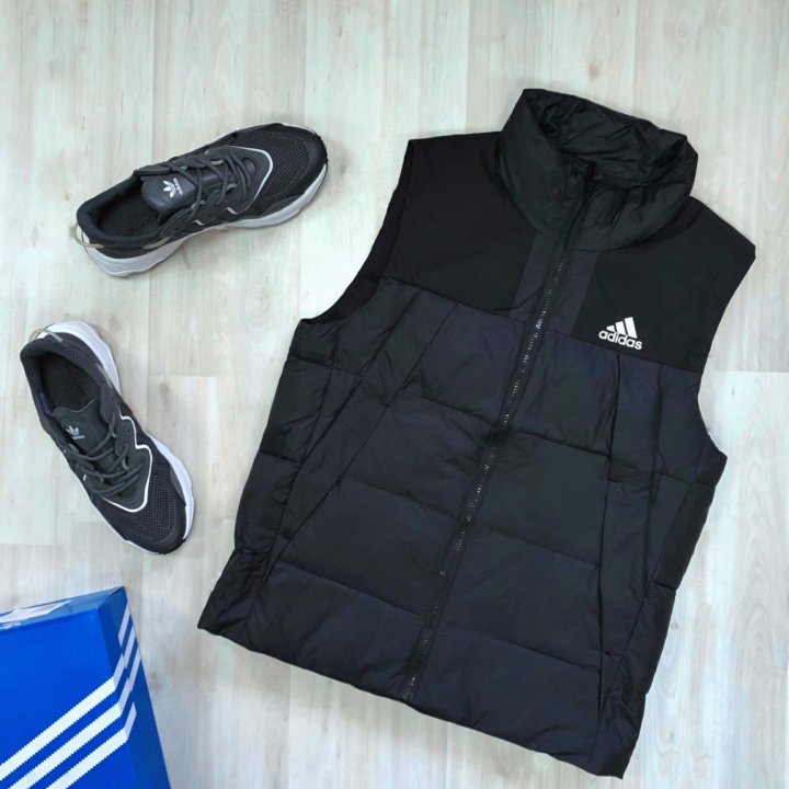  Жилетка безрукавка Nike / Adidas