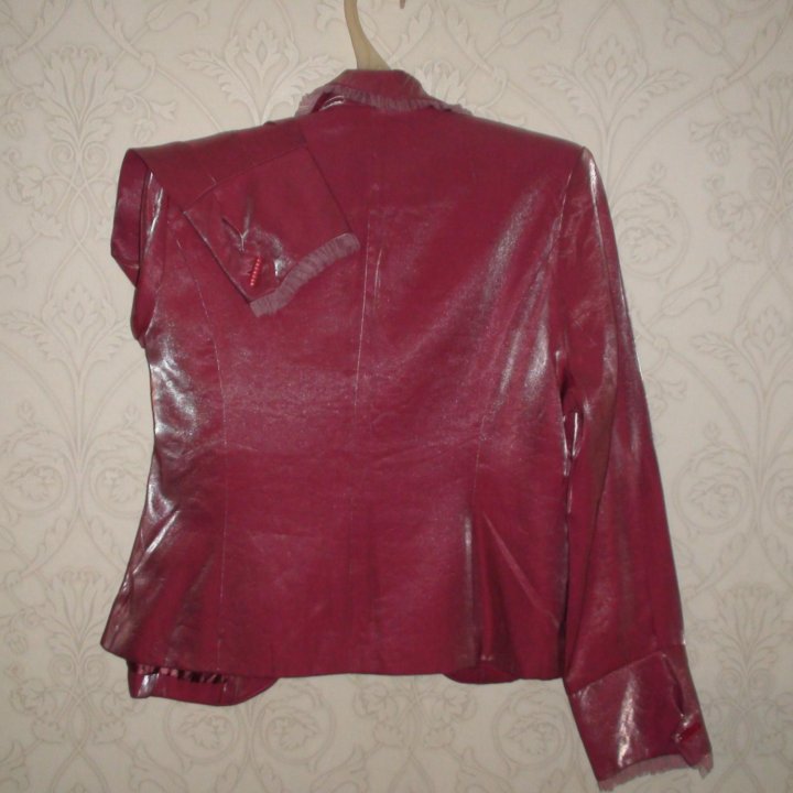 Костюм тройка