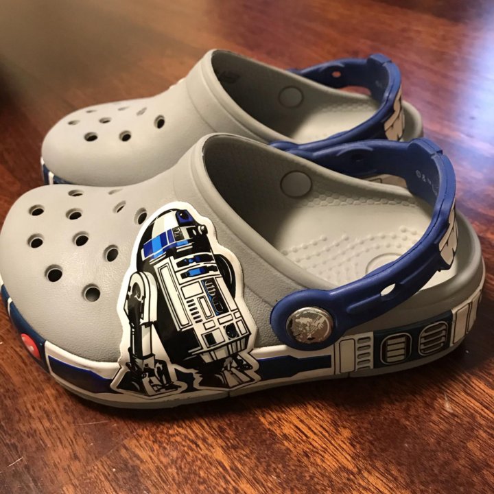 Crocs c9