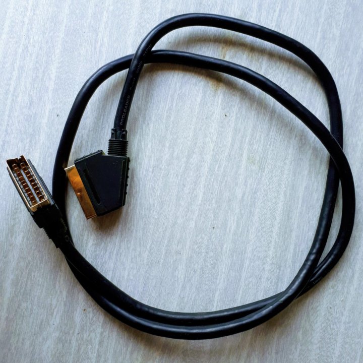 Кабель SCART