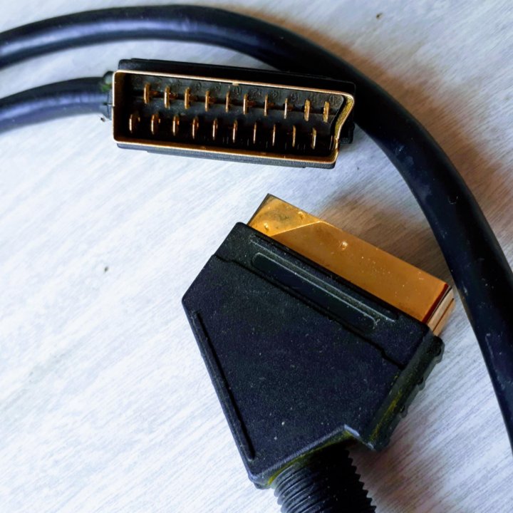 Кабель SCART