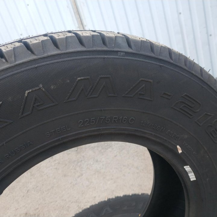 225/75 R16C Kama Всесезонные шины