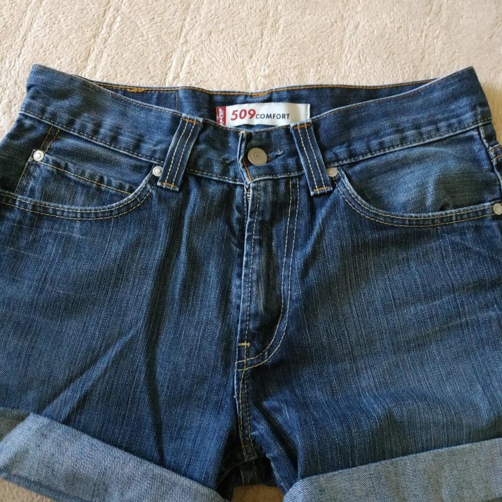 Шорты levi's