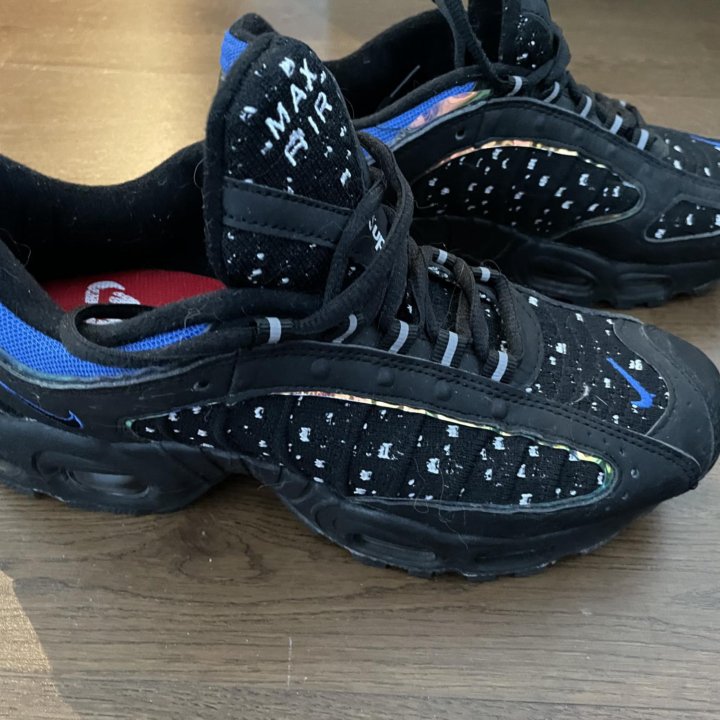 Кроссовки для девочки Nike max are