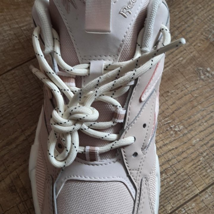 Кроссовки Reebok