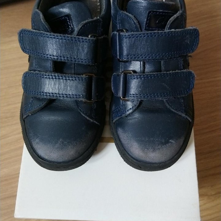 Кожаные ботинки