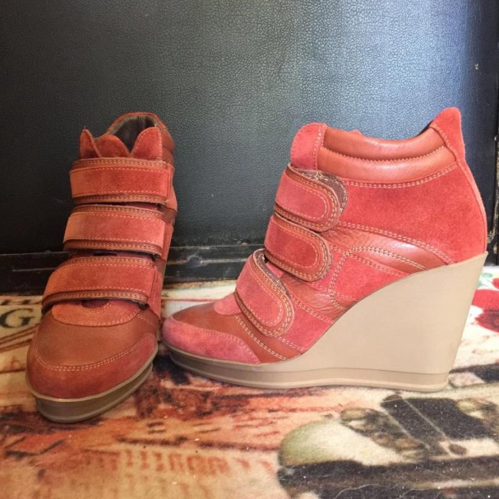 Обувь и джинсв