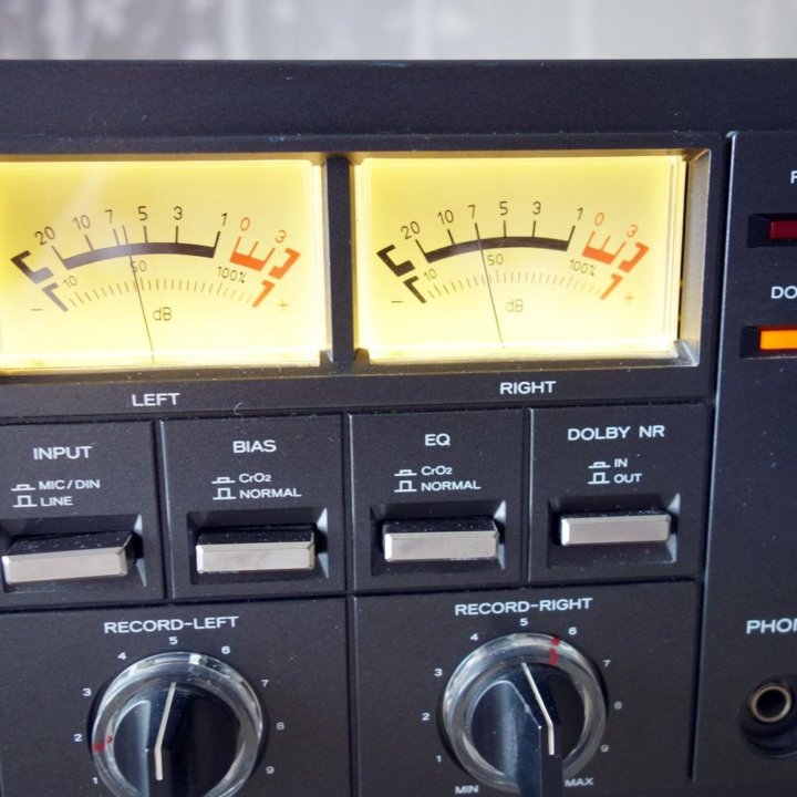 Teac A-103 - Кассетная дека