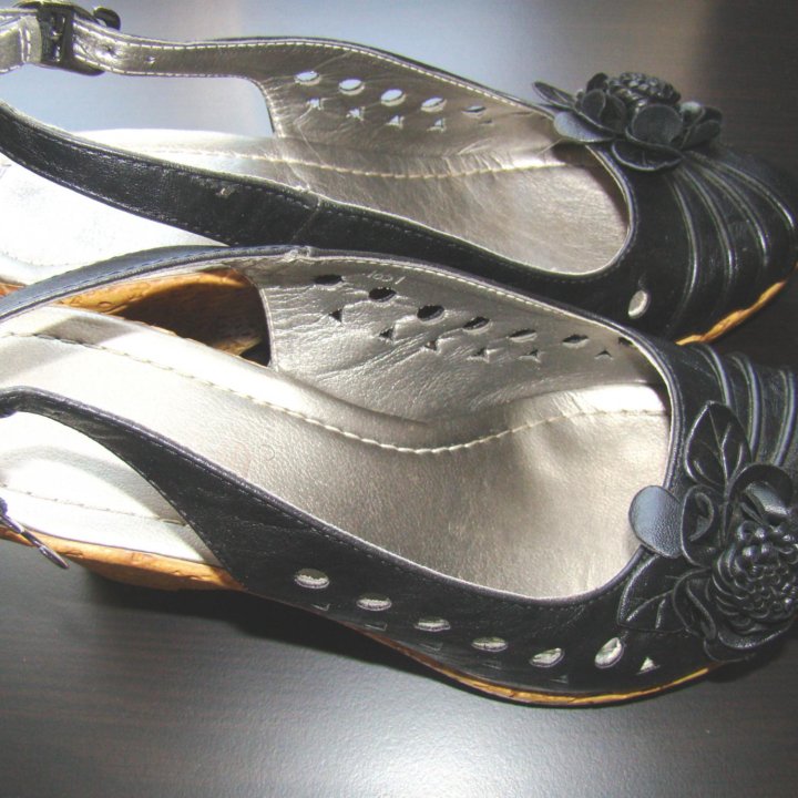 Босоножки, туфли