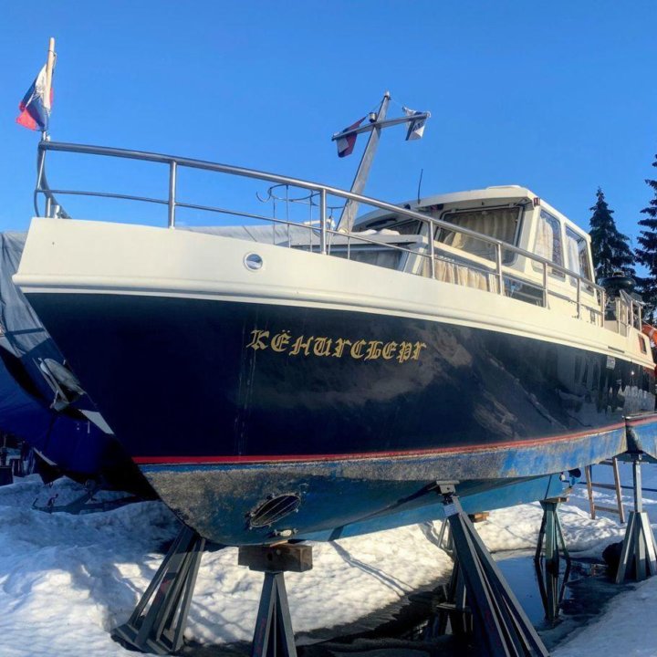Стальная голландская яхта Tjeukermeer 9.40