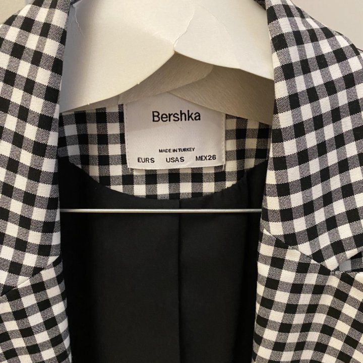 Пиджак BERSHKA