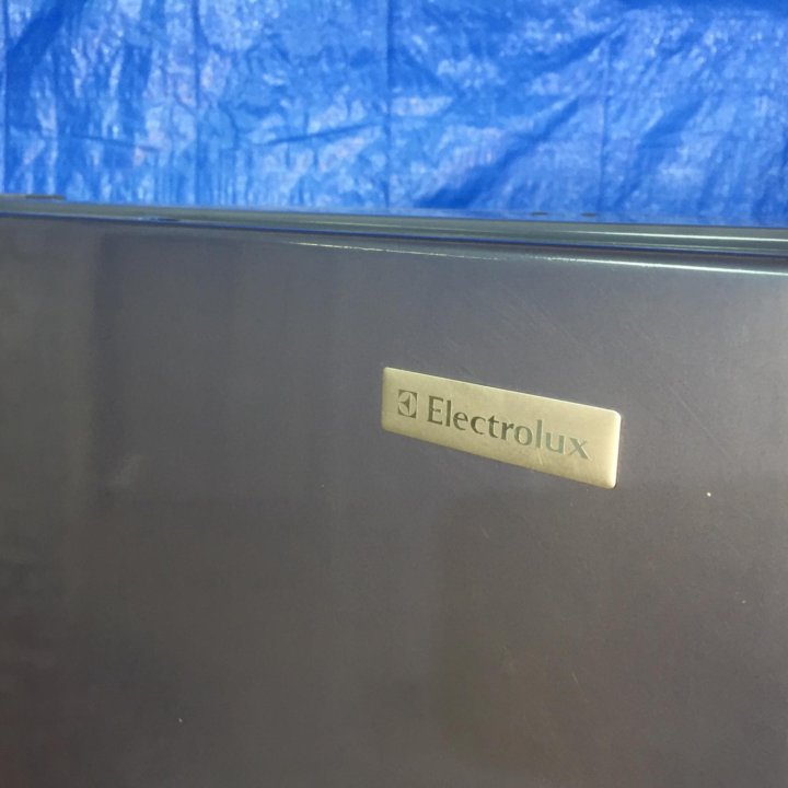 Холодильник Electrolux